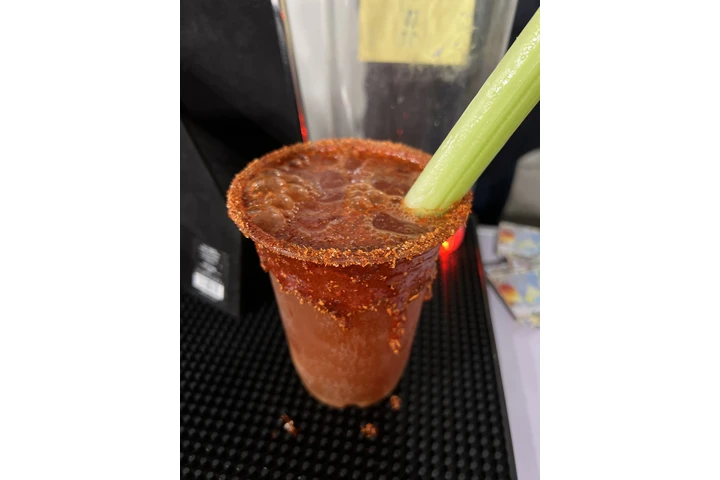 Tipsy drinks bartending image 8