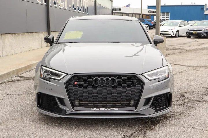 $42988 : 2018 RS 3 2.5 TFSI S Tronic image 2