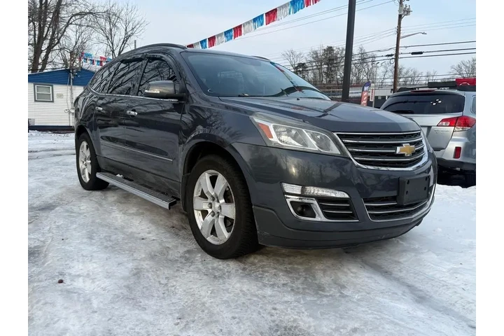 $8227 : 2013 Traverse image 2