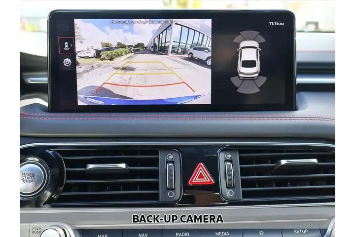 $28990 : Genesis G70 2023 2.0T 4dr Se image 8