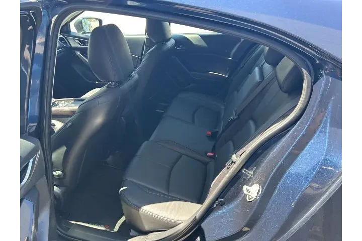 $17295 : Mazda Mazda3 2018 Touring 4d image 9