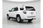 $33998 : Toyota 4Runner 2020 4x2 SR5 thumbnail