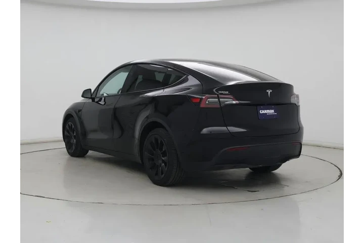 $28998 : Tesla Model Y 2021 AWD Long image 2
