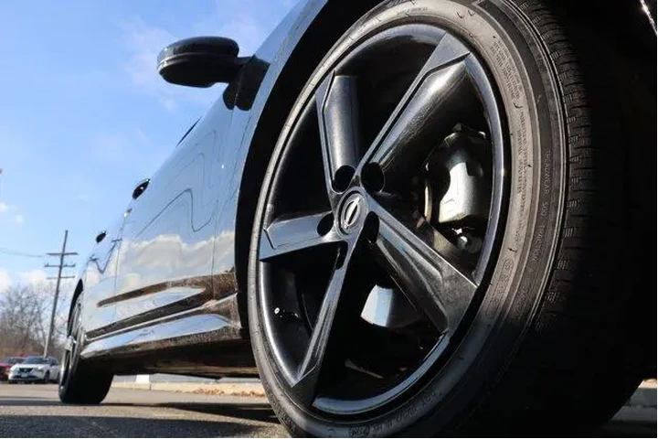 $18867 : Nissan Sentra 2025 SR 4dr Se image 10