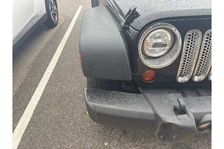 $11990 : Jeep Wrangler 2013 4x4 Sport image 4