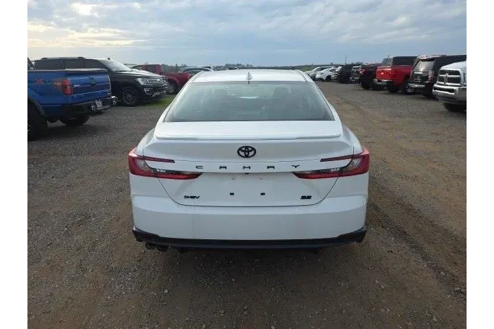 $37900 : Toyota Camry 2026 SE 4dr Sed image 5