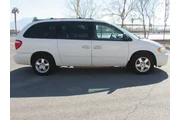 $6995 : 2005 Grand Caravan SXT thumbnail