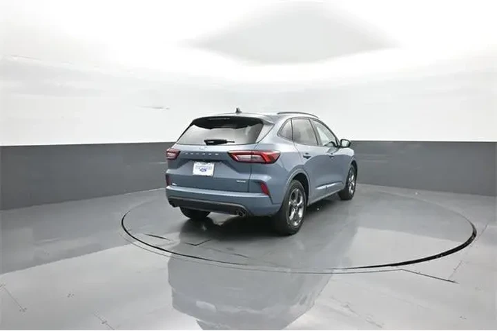 $22391 : Ford Escape 2023 AWD ST-Line image 7