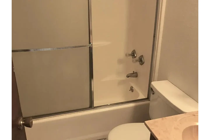 $950 : Amplio 2 dormitorios image 1