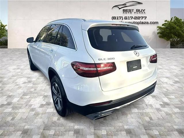 $15995 : 2018 MERCEDES-BENZ GLC GLC 30 image 5