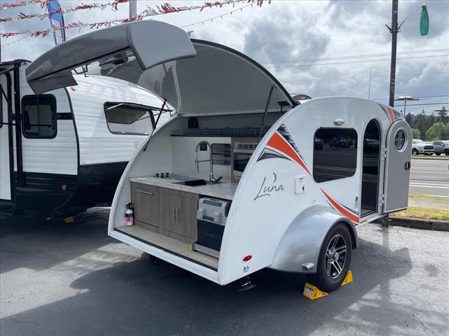 $12900 : 2018 inTech Trailers Luna image 10