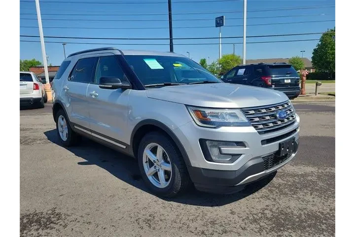 $9898 : Ford Explorer 2016 AWD XLT 4 image 7