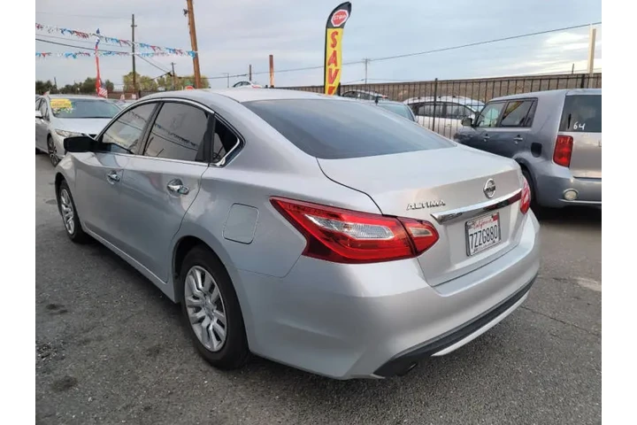 $11999 : 2016 Altima 2.5 S image 8