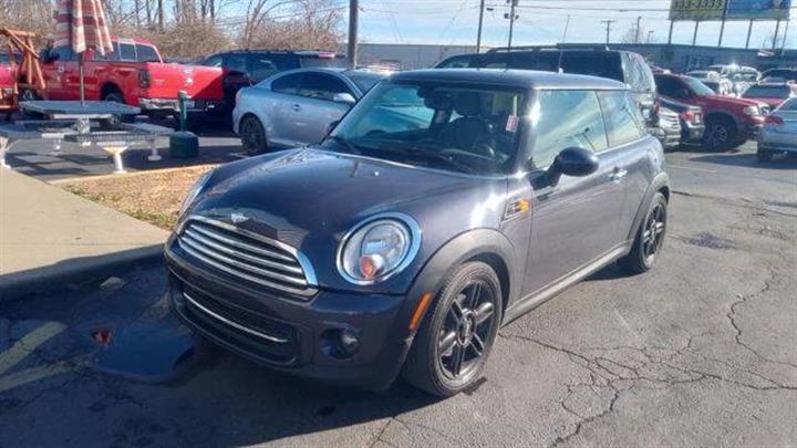 $7990 : 2013 MINI Hardtop Cooper image 1