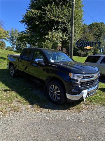 $56155 : 2025 Silverado 1500 LT image 1