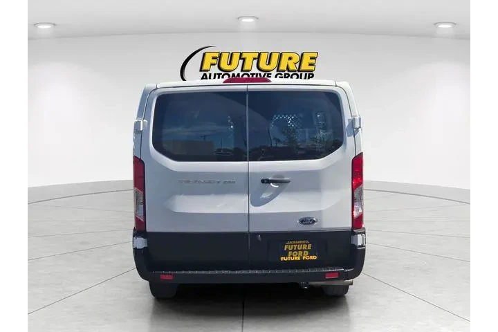 $33525 : Ford Transit 2023 250 3dr SW image 5