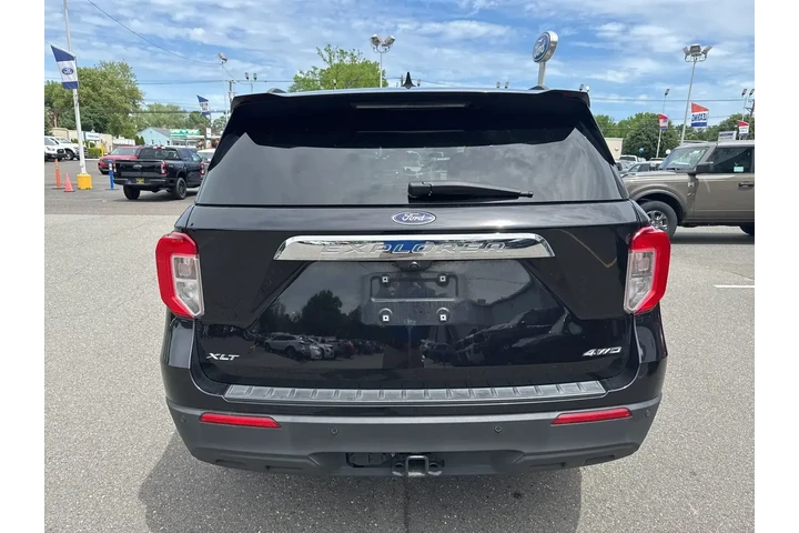$31500 : Ford Explorer 2023 AWD XLT 4 image 7