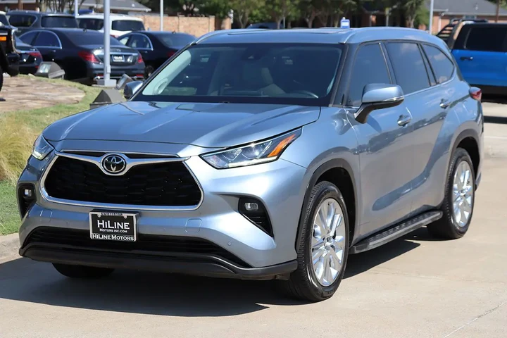 $26998 : 2021 Highlander Limited image 5