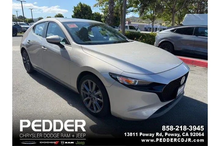 $19744 : Mazda Mazda3 Hatchback 2023 image 1