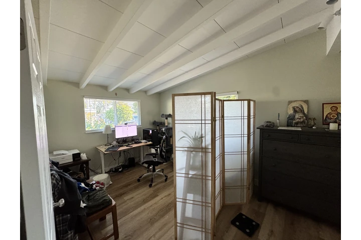 $1700 : Se renta el Master de una casa image 5