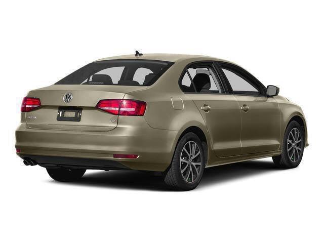 2015 Jetta image 4