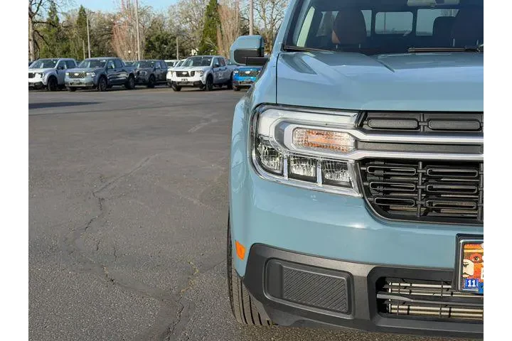 $34995 : Ford Maverick 2022 AWD XL 4d image 9