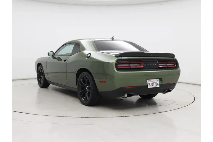 $22998 : Dodge Challenger 2018 SXT 2d image 2