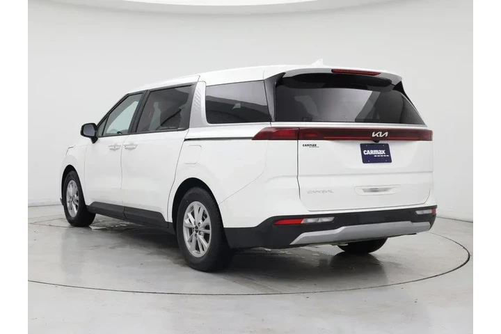$28998 : Kia Carnival 2024 LX 4dr Min image 2