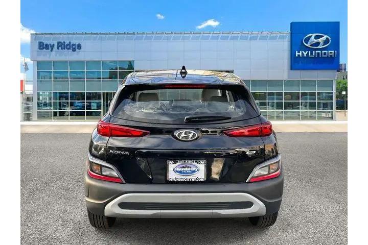 $17000 : Hyundai KONA 2023 AWD SE 4dr image 4