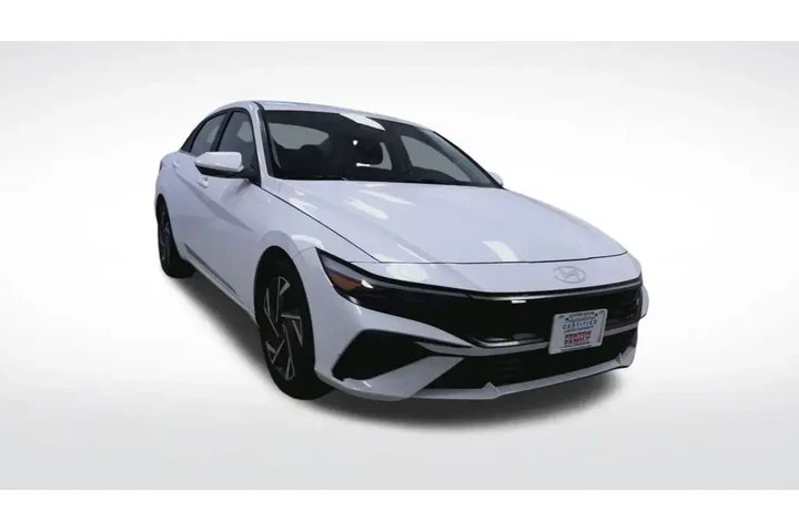 $21995 : Hyundai ELANTRA 2024 SEL 4dr image 2