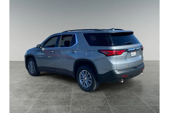 $38676 : Chevrolet Traverse 2023 LT C image 3