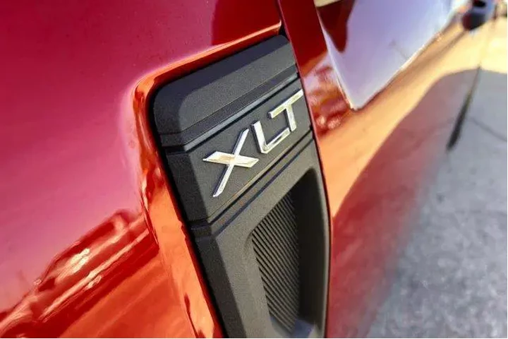 $29977 : Ford Maverick 2025 AWD XLT 4 image 5