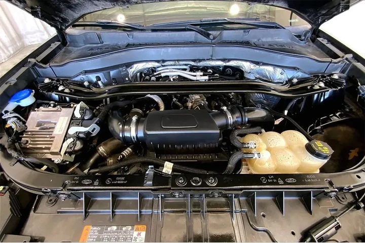 $26290 : Ford Explorer 2020 AWD ST 4d image 9