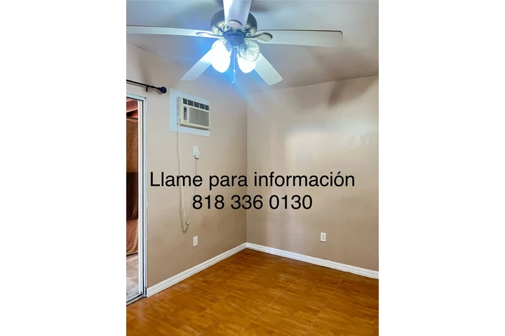 $900 : Se renta un cuarto image 1