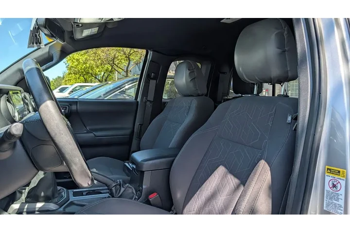 $34990 : 2017 Tacoma TRD Sport V6 image 5