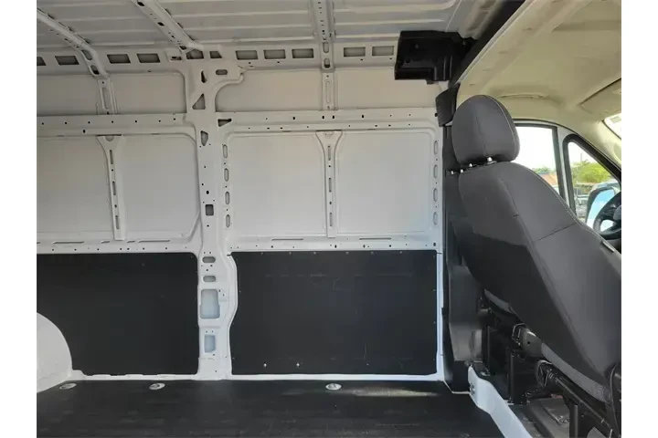 $37991 : Ram ProMaster 2025 Tradesman image 9