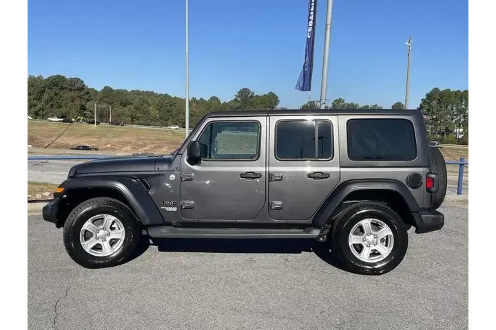 $19990 : Jeep Wrangler Unlimited 2019 image 6