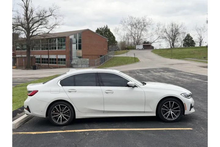 $16999 : 2019 BMW 3 Series 330i xDrive image 3