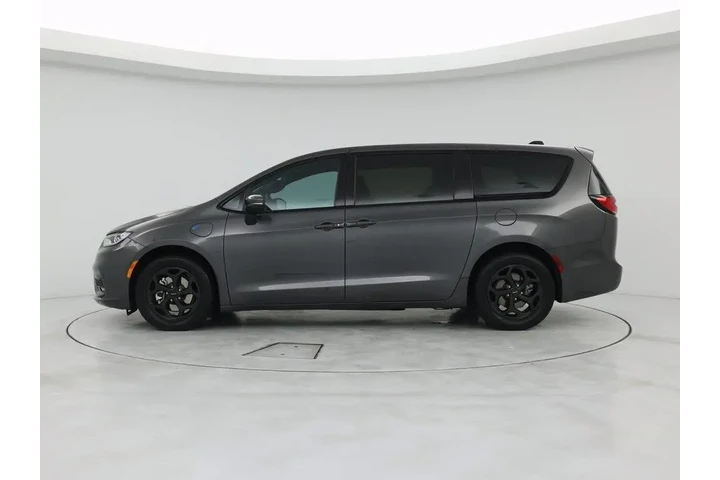 $29998 : Chrysler Pacifica Plug-In Hy image 3