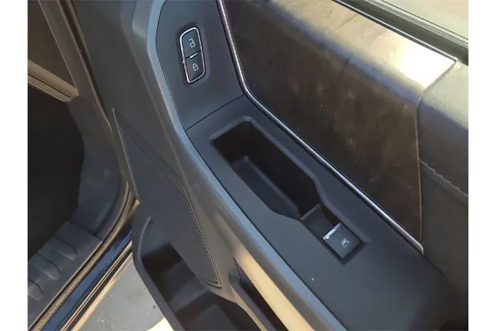 $36966 : Ford F-150 2022 4x4 XL 4dr S image 10