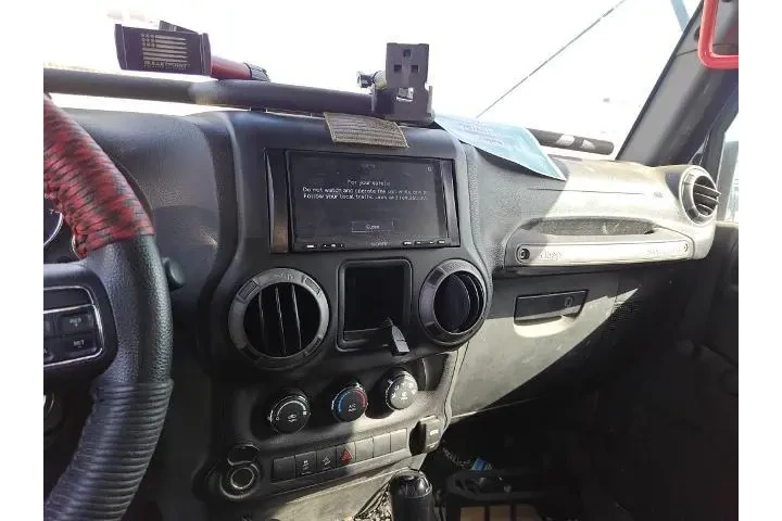 $16100 : Jeep Wrangler 2016 4x4 Sport image 10