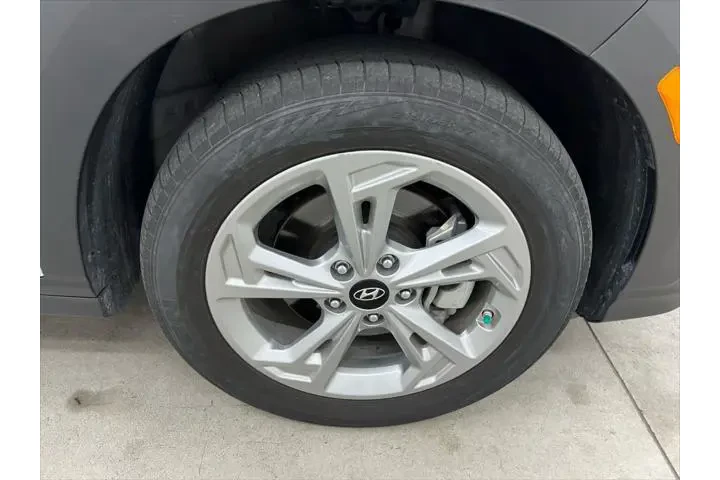 $20999 : Hyundai KONA 2023 AWD SEL 4d image 8