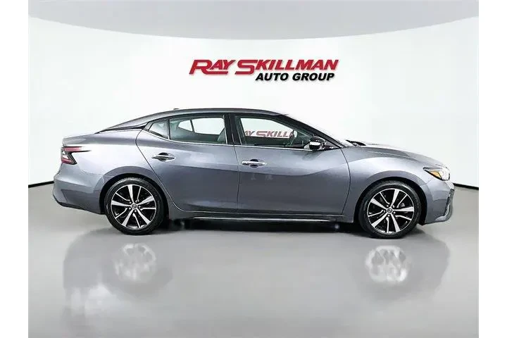 $23975 : Nissan Maxima 2023 3.5 SV 4d image 8