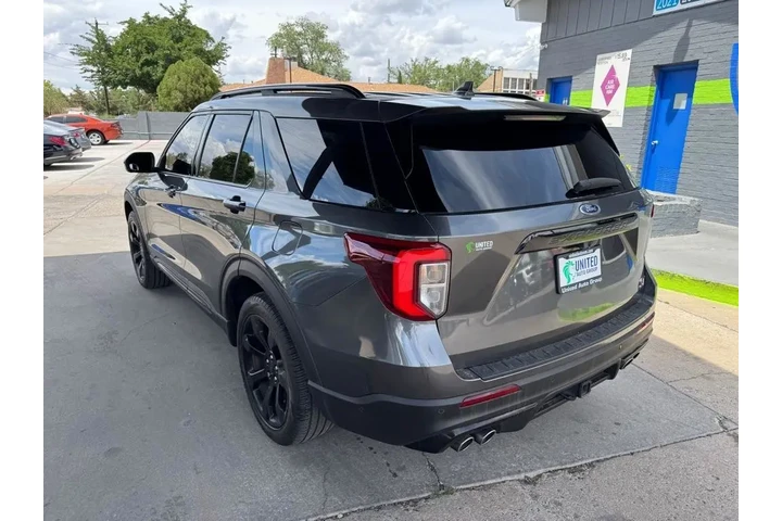 2020 Explorer ST AWD image 7