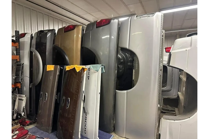 $1600 : Truck parts image 9