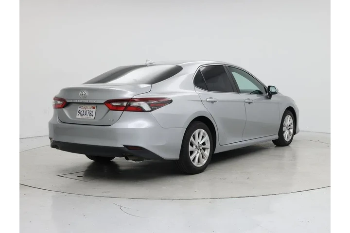 $24998 : Toyota Camry 2024 LE 4dr Sed image 8