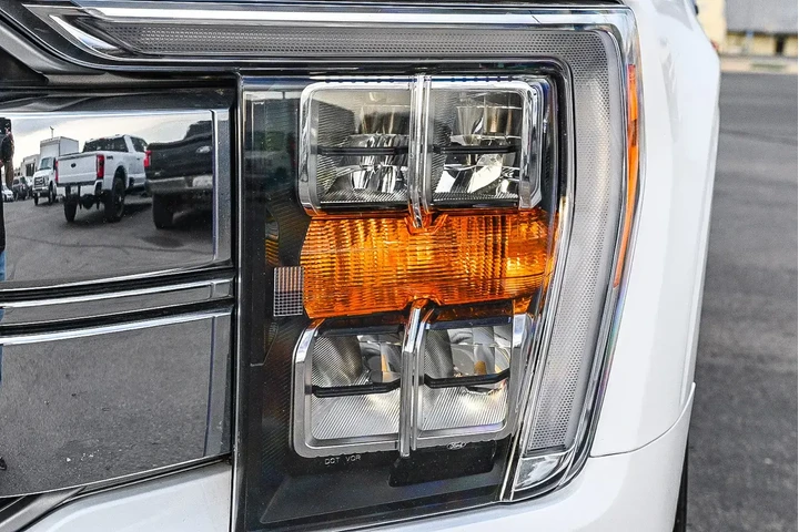 Ford F-150 2023 4x2 Lariat 4 image 6