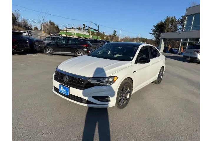 $12499 : 2019 Jetta R-Line image 2