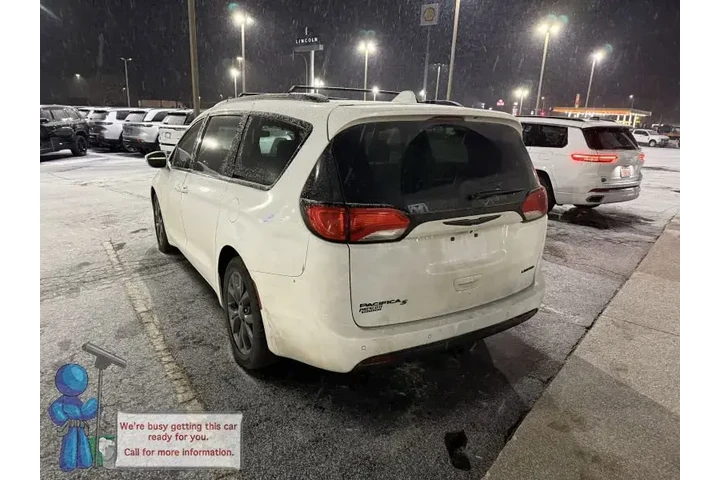 $15462 : Chrysler Pacifica 2019 Limit image 2