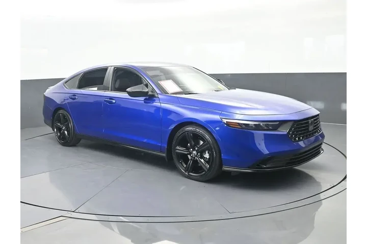 $29000 : Honda Accord Hybrid 2024 Spo image 8